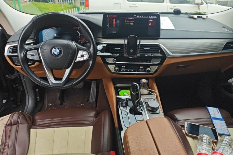 Used BMW 6 Series GT 2021 Updated 630i Luxury Design Package Center Console