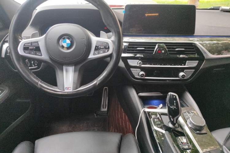 Used BMW 6 Series GT 2021 630i M Sport Package Center Console