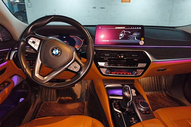 Used BMW 6 Series GT 2021 Updated 630i Luxury Design Package Center Console