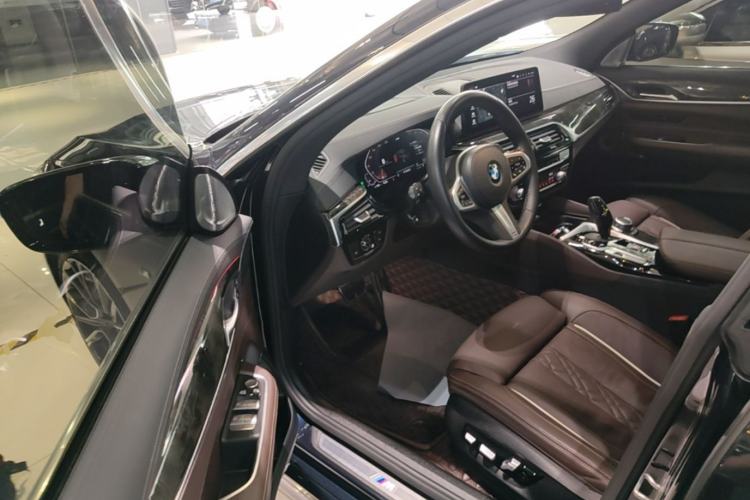 Used BMW 6 Series GT 2021 Revised Version 630i M Sport Touring Edition Driver Seat
