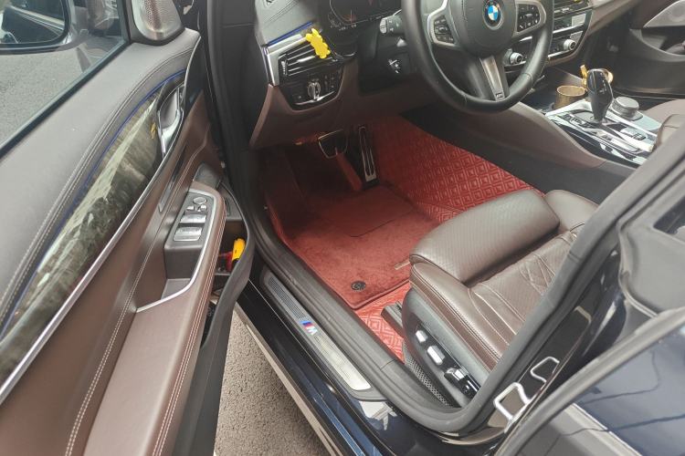 Used BMW 6 Series GT 2021 630i M Sport Grand Touring Edition Driver Seat