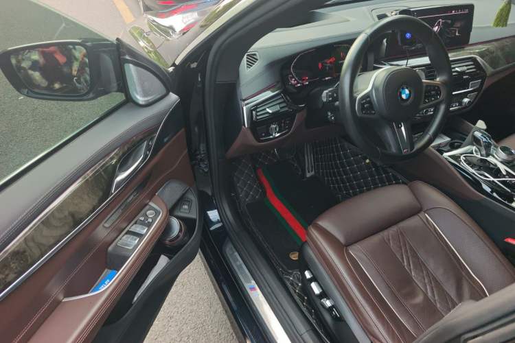 Used BMW 6 Series GT 2021 630i M Sport Grand Touring Edition Driver Seat