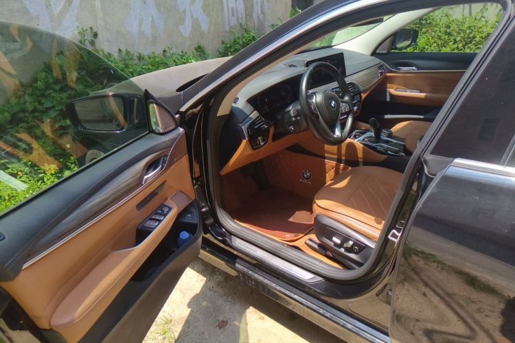 Used BMW 6 Series GT 2021 630i Luxury Design Package Driver Seat