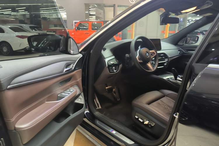 Used BMW 6 Series GT 2021 Revised Version 630i M Sport Touring Edition Driver Seat