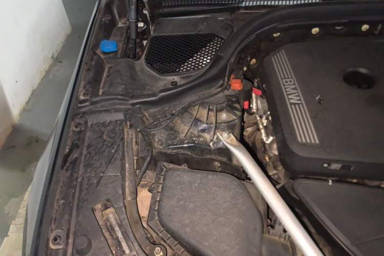 Used BMW 6 Series GT 2021 630i M Sport Package Engine Bay Right