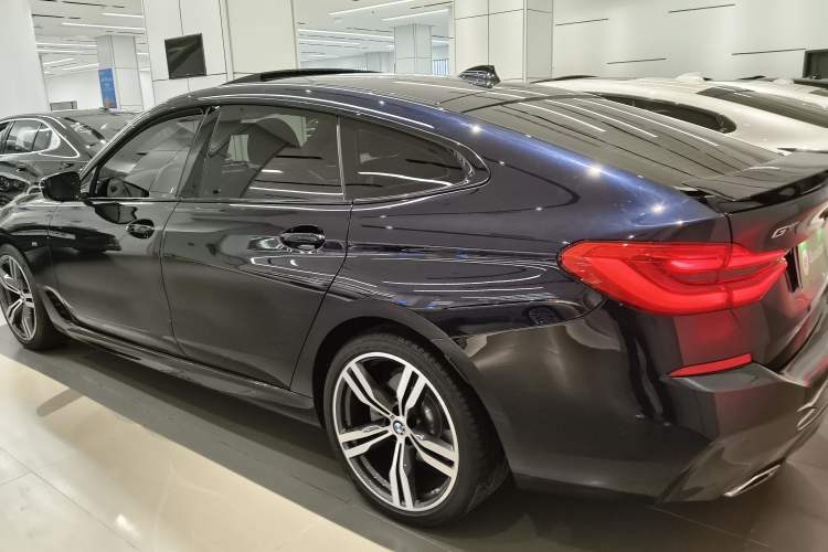 Used BMW 6 Series GT 2021 Restyled 630i M Sport Package Exterior 2