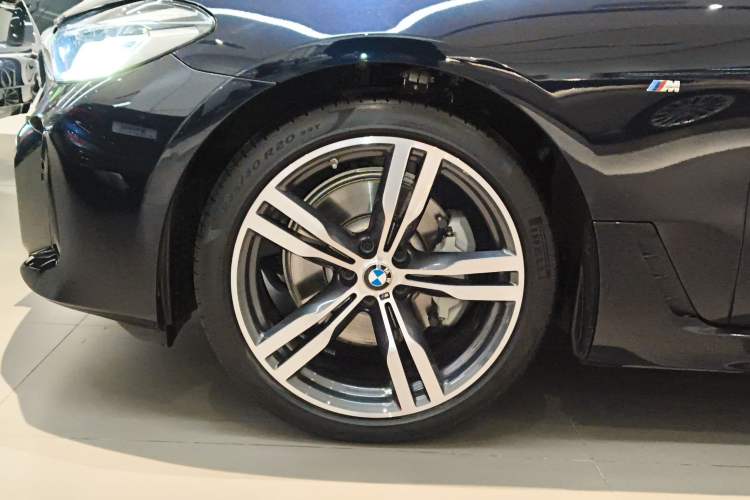 Used BMW 6 Series GT 2021 Restyled 630i M Sport Package Exterior 4