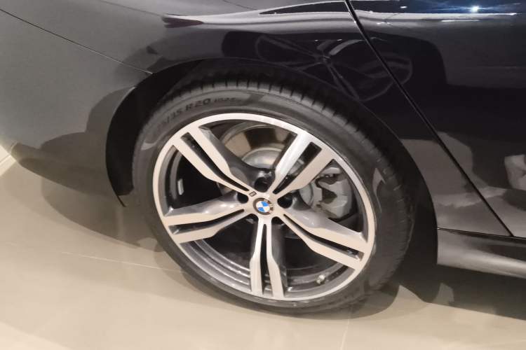 Used BMW 6 Series GT 2021 Restyled 630i M Sport Package Exterior 5