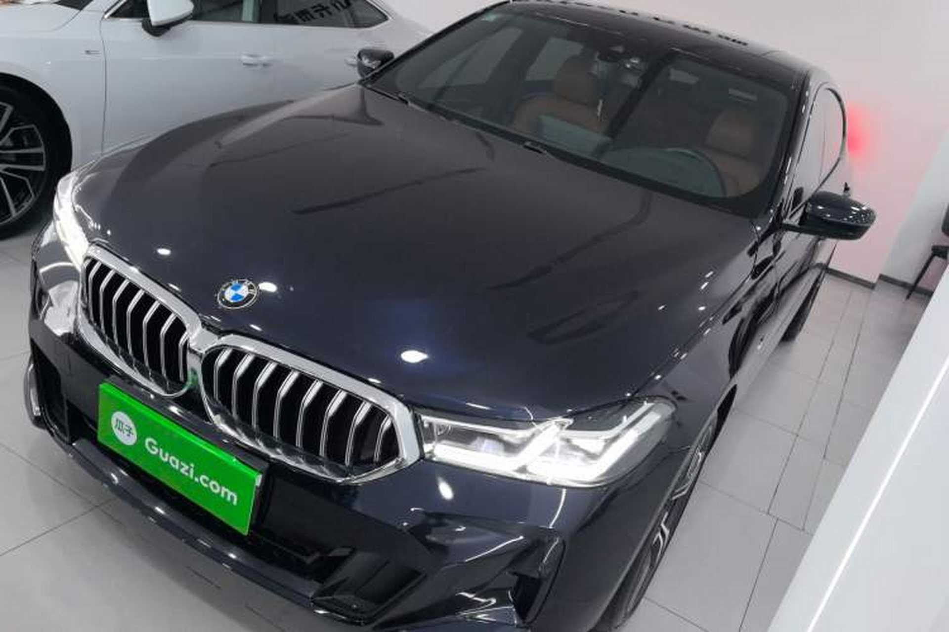 Used BMW 6 Series GT 2021 Restyled 630i M Sport Package Front Left 45 Deg