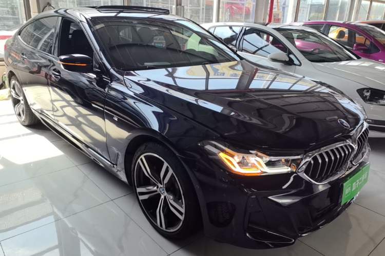 Used BMW 6 Series GT 2021 Restyled 630i M Sport Package Front Right 45 Deg