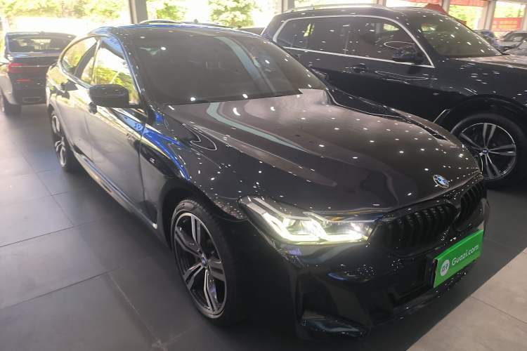 Used BMW 6 Series GT 2021 Restyled 630i M Sport Package Front Right 45 Deg