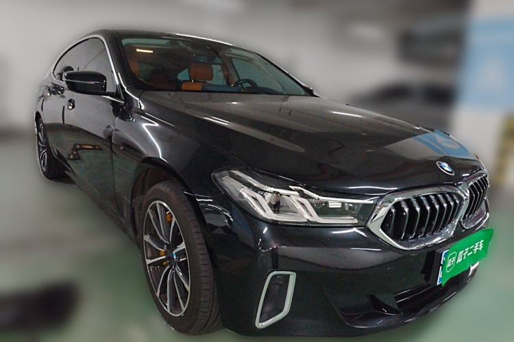 Used BMW 6 Series GT 2021 Updated 630i Luxury Design Package Front Right 45 Deg