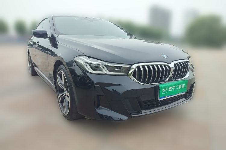 Used BMW 6 Series GT 2021 630i M Sport Package Front Right 45 Deg