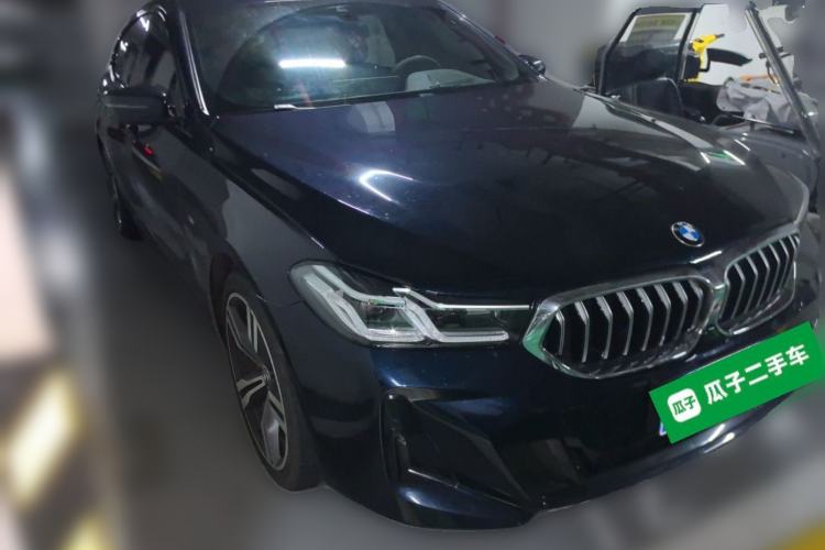 Used BMW 6 Series GT 2021 630i M Sport Package Front Right 45 Deg