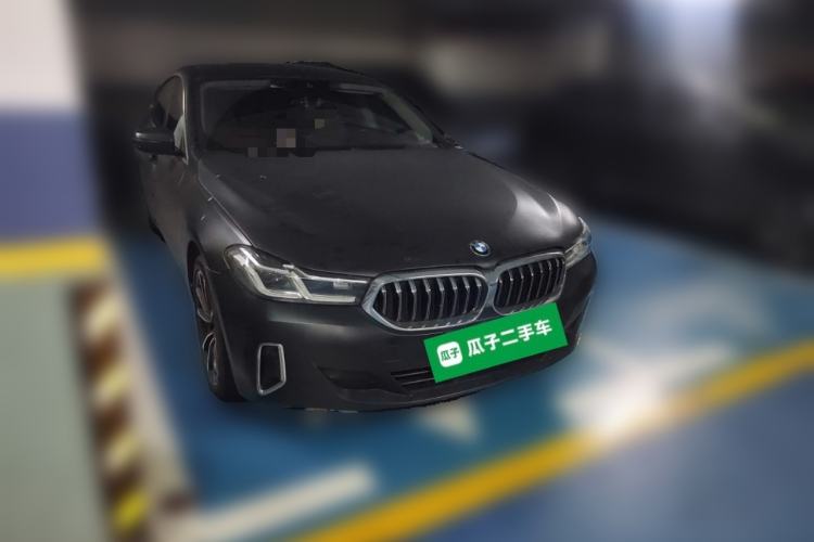 Used BMW 6 Series GT 2021 630i Luxury Design Package Front Right 45 Deg