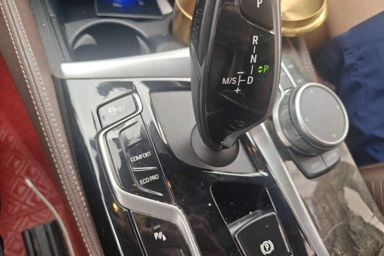 Used BMW 6 Series GT 2021 630i M Sport Grand Touring Edition Gear Lever