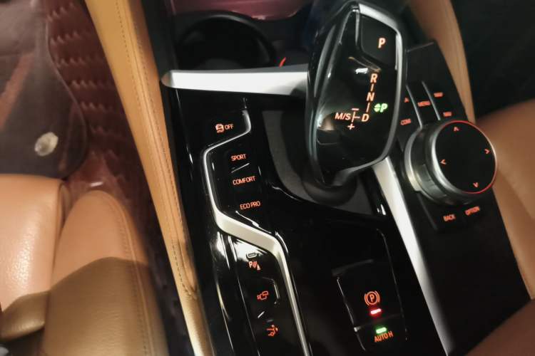 Used BMW 6 Series GT 2021 630i M Sport Package Gear Lever