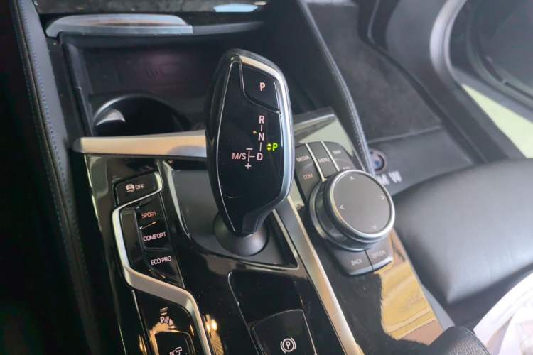 Used BMW 6 Series GT 2021 630i M Sport Package Gear Lever