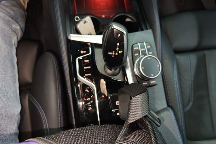 Used BMW 6 Series GT 2021 Restyled 630i M Sport Package Gear Lever