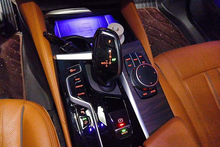 Used BMW 6 Series GT 2021 Updated 630i Luxury Design Package Gear Lever
