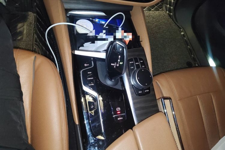 Used BMW 6 Series GT 2021 630i Luxury Design Package Gear Lever