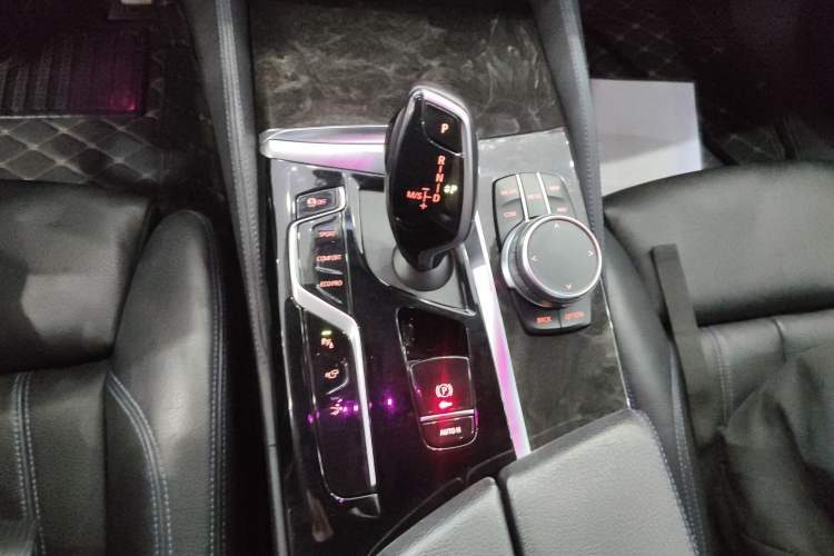 Used BMW 6 Series GT 2021 Restyled 630i M Sport Package Gear Lever