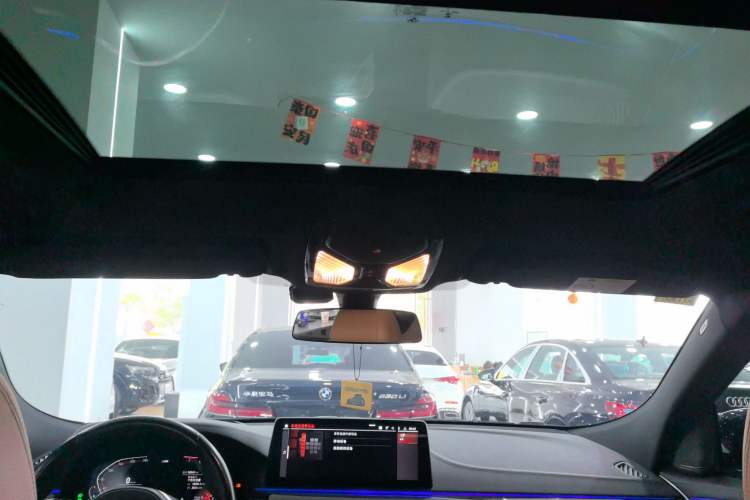 Used BMW 6 Series GT 2021 Restyled 630i M Sport Package Headliner
