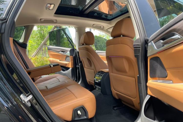 Used BMW 6 Series GT 2021 Updated 630i Luxury Design Package Interior 2
