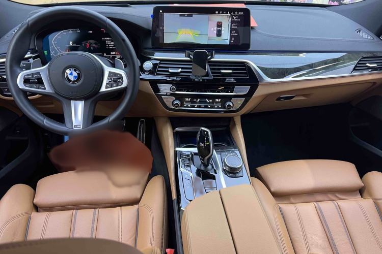 Used BMW 6 Series GT 2021 Restyled 630i M Sport Package Interior 2
