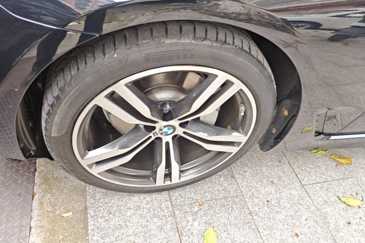 Used BMW 6 Series GT 2021 630i M Sport Package Left Front Wheel Hub