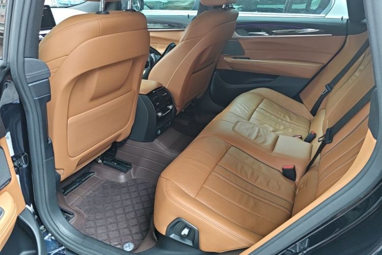Used BMW 6 Series GT 2021 630i M Sport Package Left Rear Seat