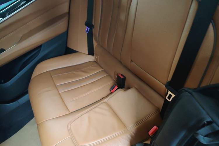 Used BMW 6 Series GT 2021 Restyled 630i M Sport Package Left Rear Seat