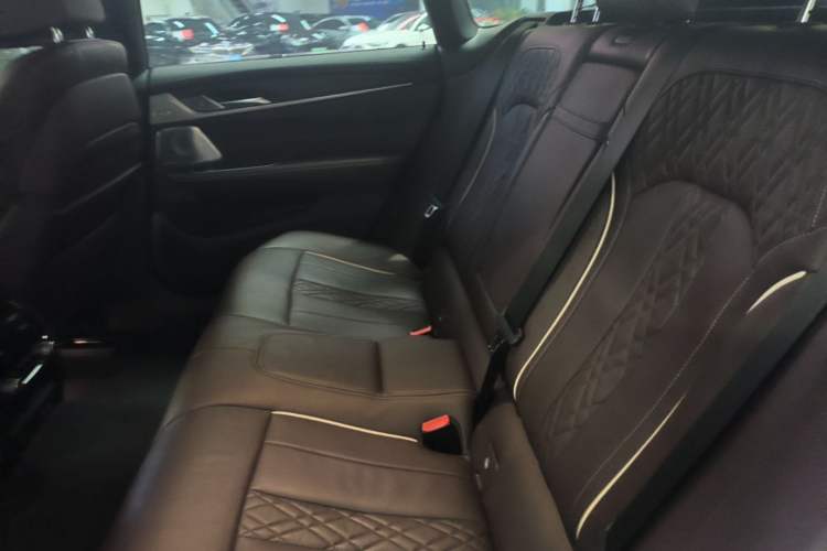 Used BMW 6 Series GT 2021 Revised Version 630i M Sport Touring Edition Left Rear Seat