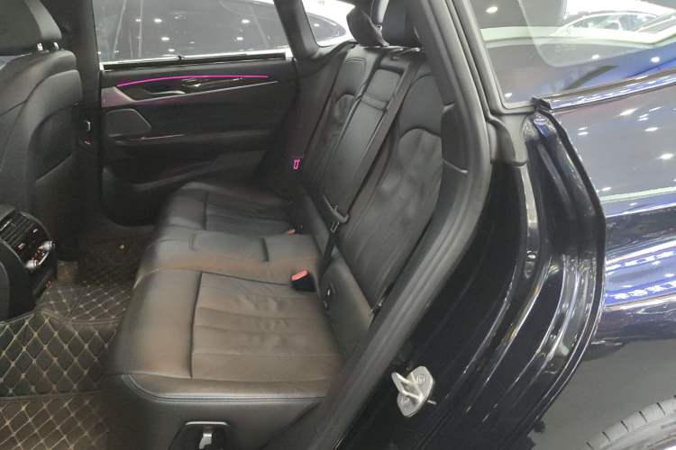 Used BMW 6 Series GT 2021 Restyled 630i M Sport Package Left Rear Seat