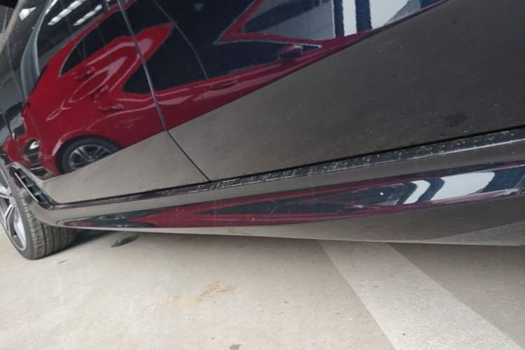 Used BMW 6 Series GT 2021 Restyled 630i M Sport Package Left Side Sill
