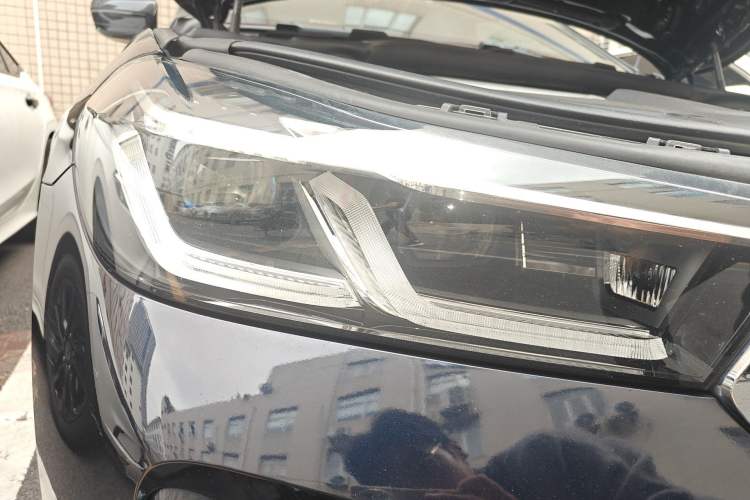 Used BMW 6 Series GT 2021 630i M Sport Grand Touring Edition Right Front Headlight