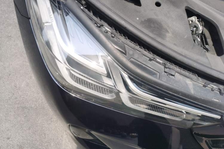 Used BMW 6 Series GT 2021 630i M Sport Grand Touring Edition Right Front Headlight