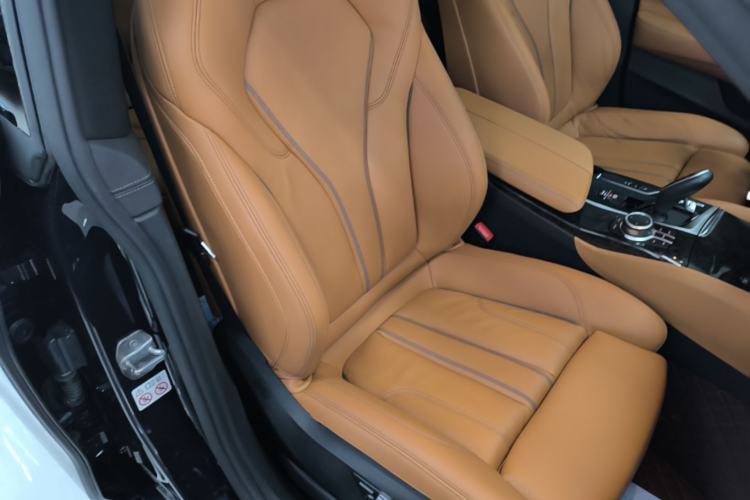 Used BMW 6 Series GT 2021 Restyled 630i M Sport Package Right Front Seat