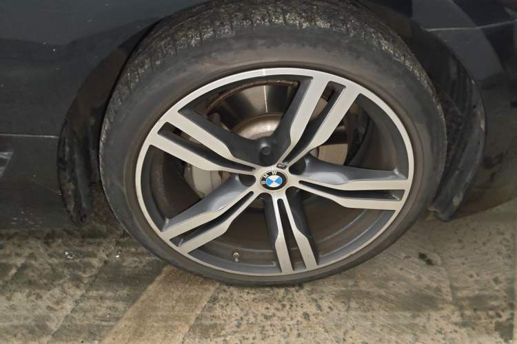 Used BMW 6 Series GT 2021 630i M Sport Package Right Front Wheel Hub
