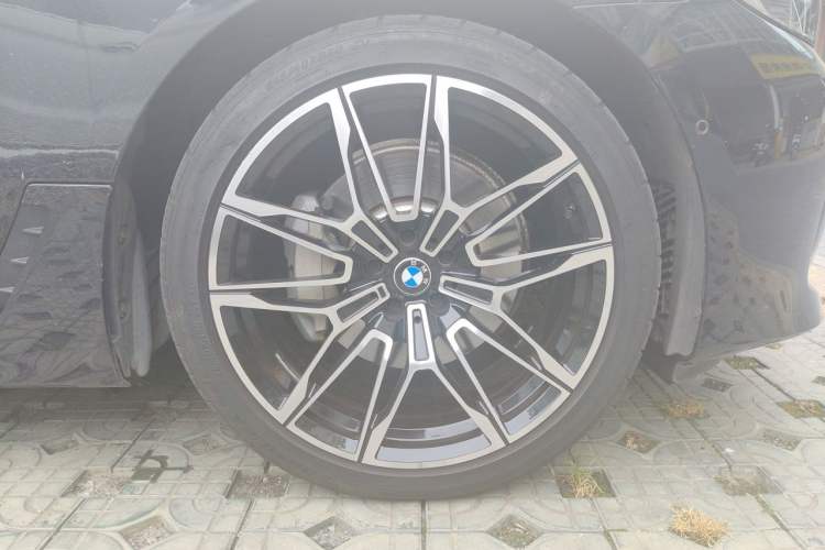 Used BMW 6 Series GT 2021 630i M Sport Package Right Front Wheel Hub