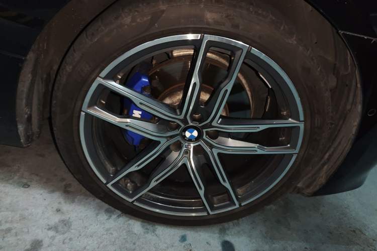 Used BMW 6 Series GT 2021 630i M Sport Package Right Front Wheel Hub