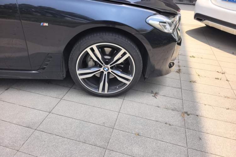 Used BMW 6 Series GT 2021 630i M Sport Package Right Front Wheel Hub