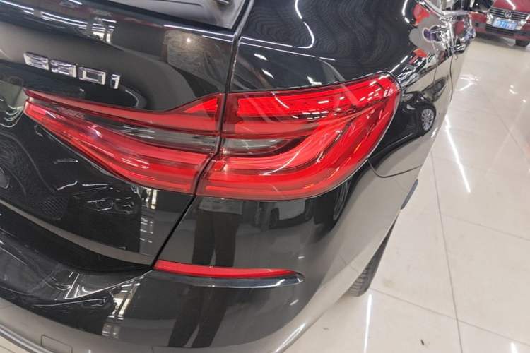 Used BMW 6 Series GT 2021 Updated 630i Luxury Design Package Right Rear Taillight