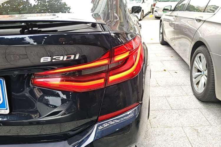 Used BMW 6 Series GT 2021 630i M Sport Package Right Rear Taillight