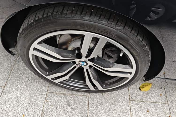 Used BMW 6 Series GT 2021 630i M Sport Package Right Rear Wheel Hub