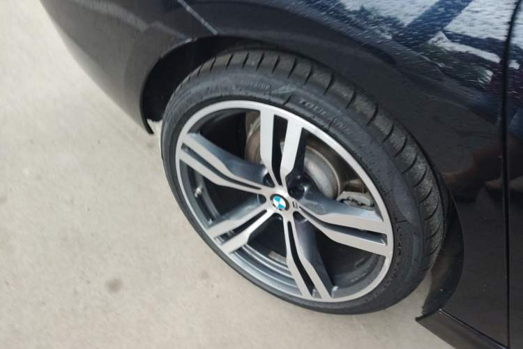 Used BMW 6 Series GT 2021 Restyled 630i M Sport Package Right Rear Wheel Hub