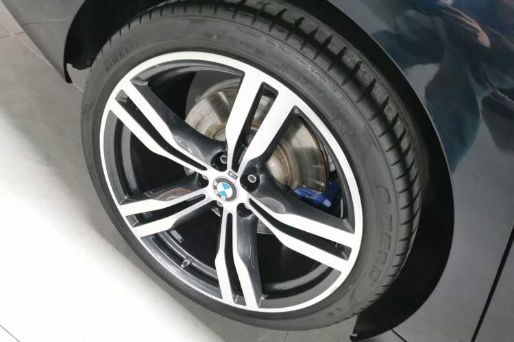 Used BMW 6 Series GT 2021 Revised Version 630i M Sport Touring Edition Right Rear Wheel Hub