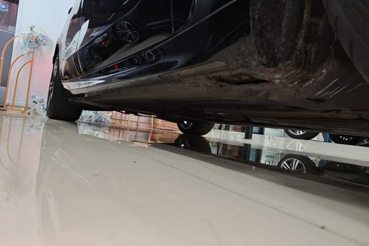 Used BMW 6 Series GT 2021 Restyled 630i M Sport Package Right Side Sill