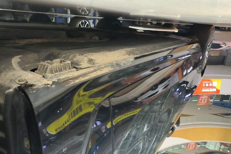 Used BMW 6 Series GT 2021 Revised Version 630i M Sport Touring Edition Right Side Sill