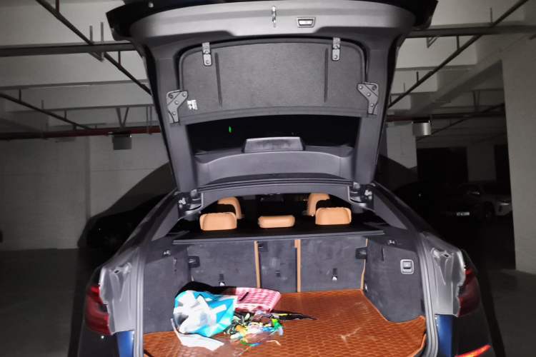 Used BMW 6 Series GT 2021 630i M Sport Package Trunk